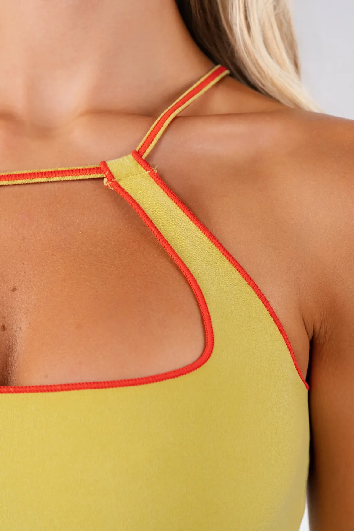 Cloud II™ Outline Keyhole Tank - Avocado Washed