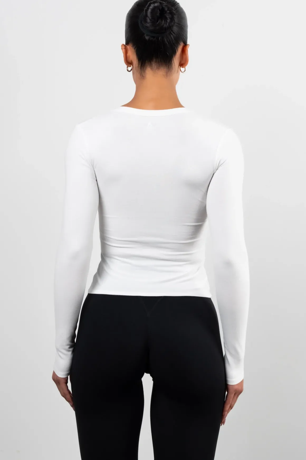 Vitality Basis® Scoop Long Sleeve - Snow