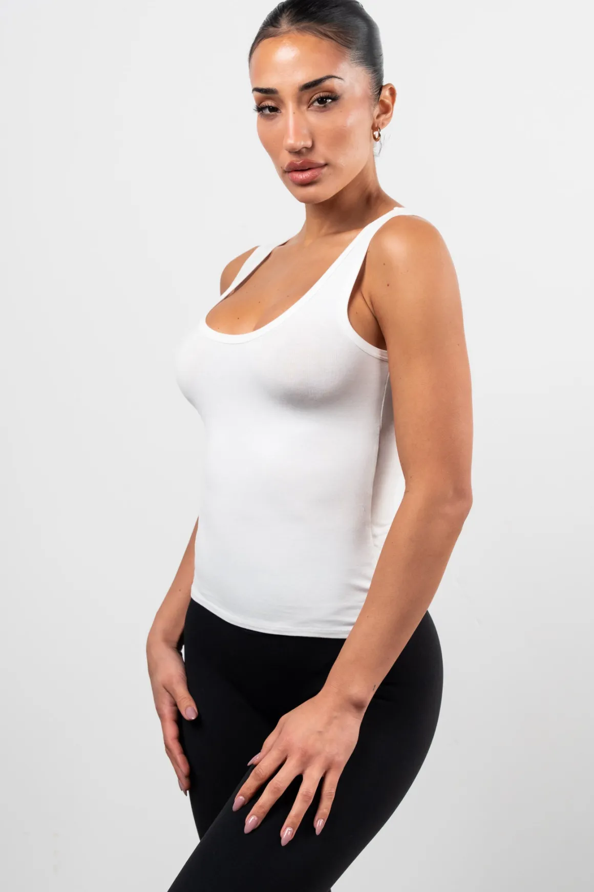 Vitality Basis® U Tank - Snow