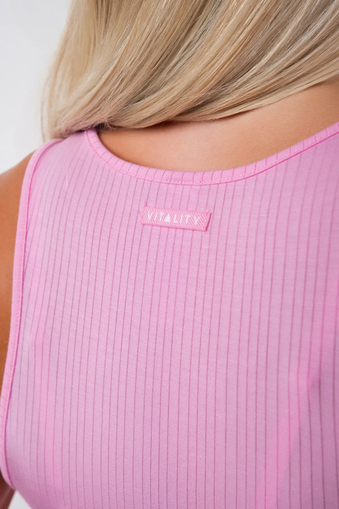 Vitality Float® Rib U Tank - Pink Frosting