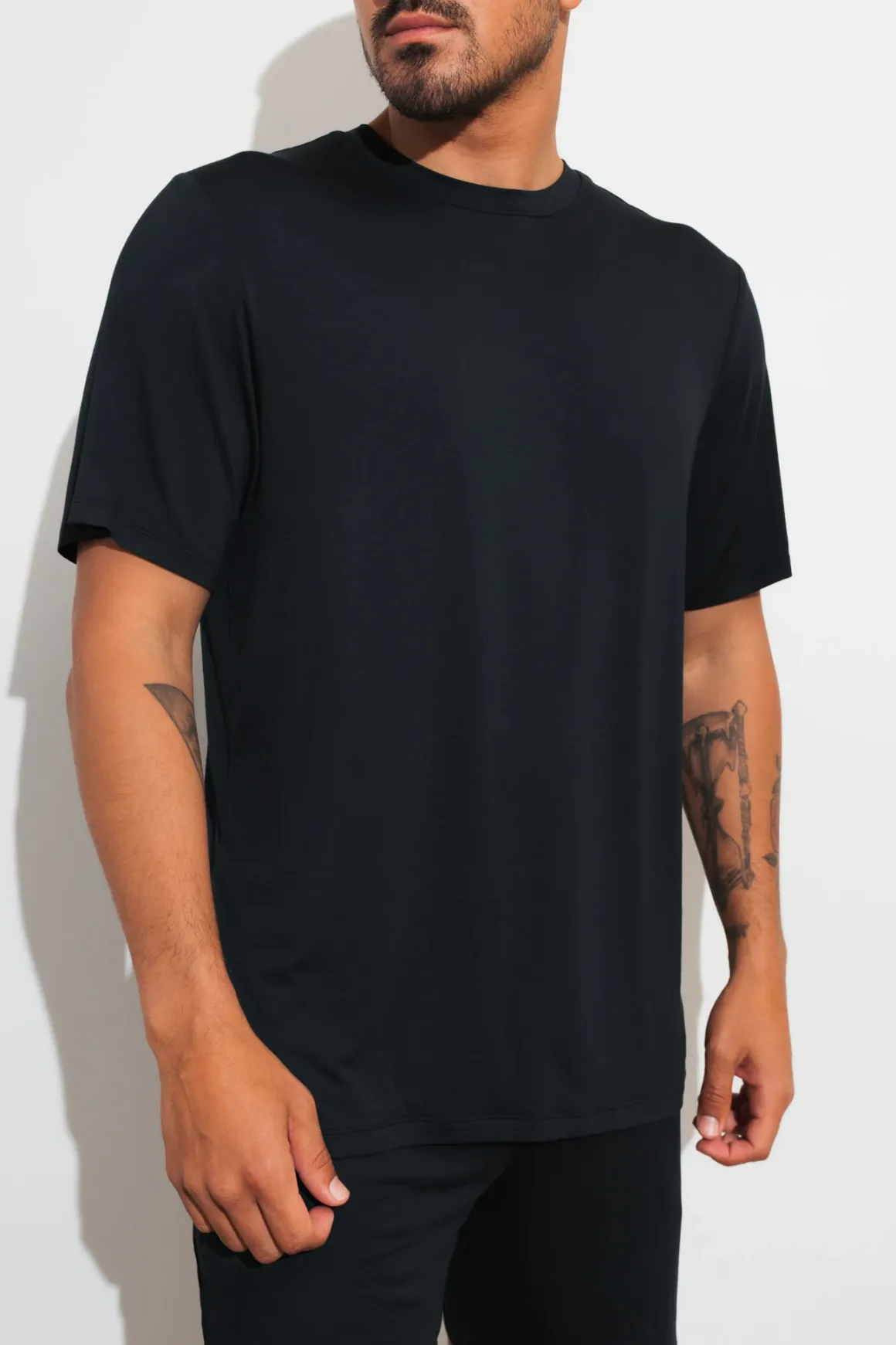 Vitality Float Uni Basic Tee - Midnight