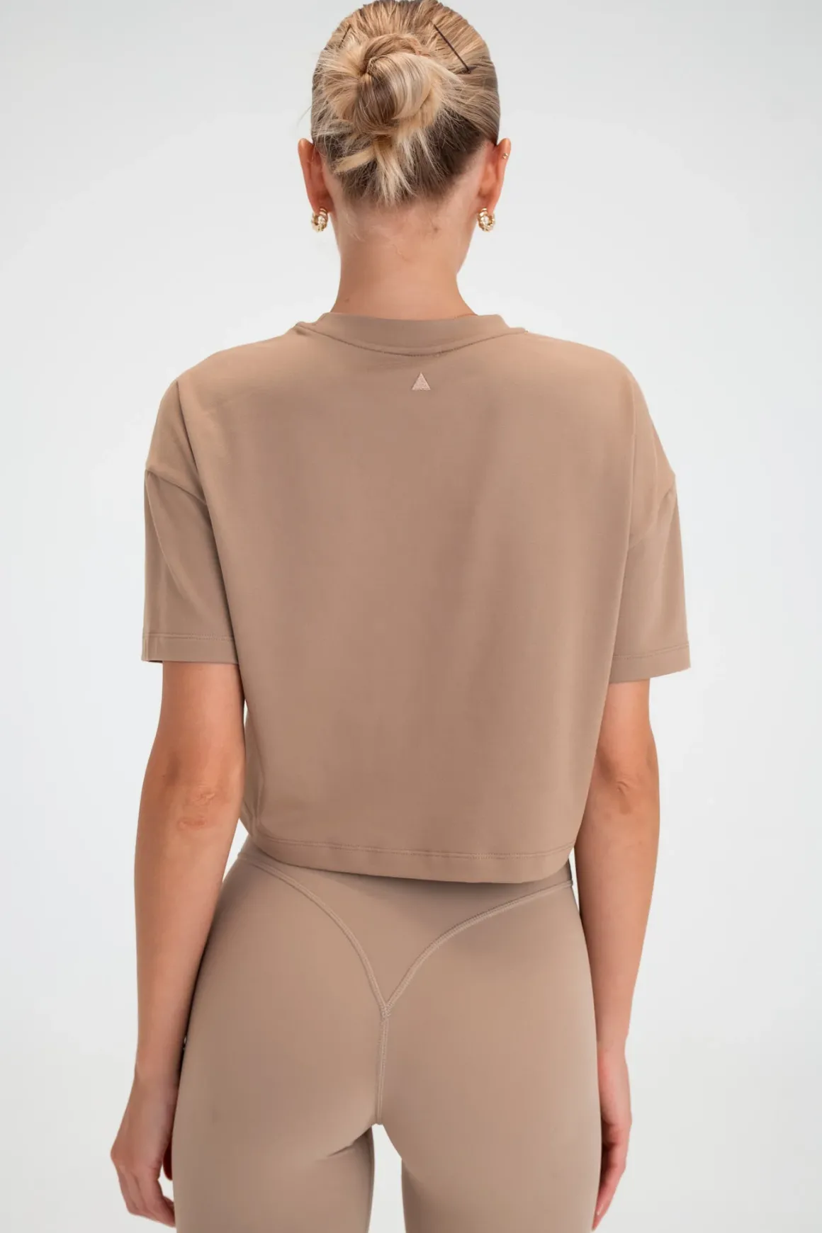 Vitality Motive Retro Tee - Khaki