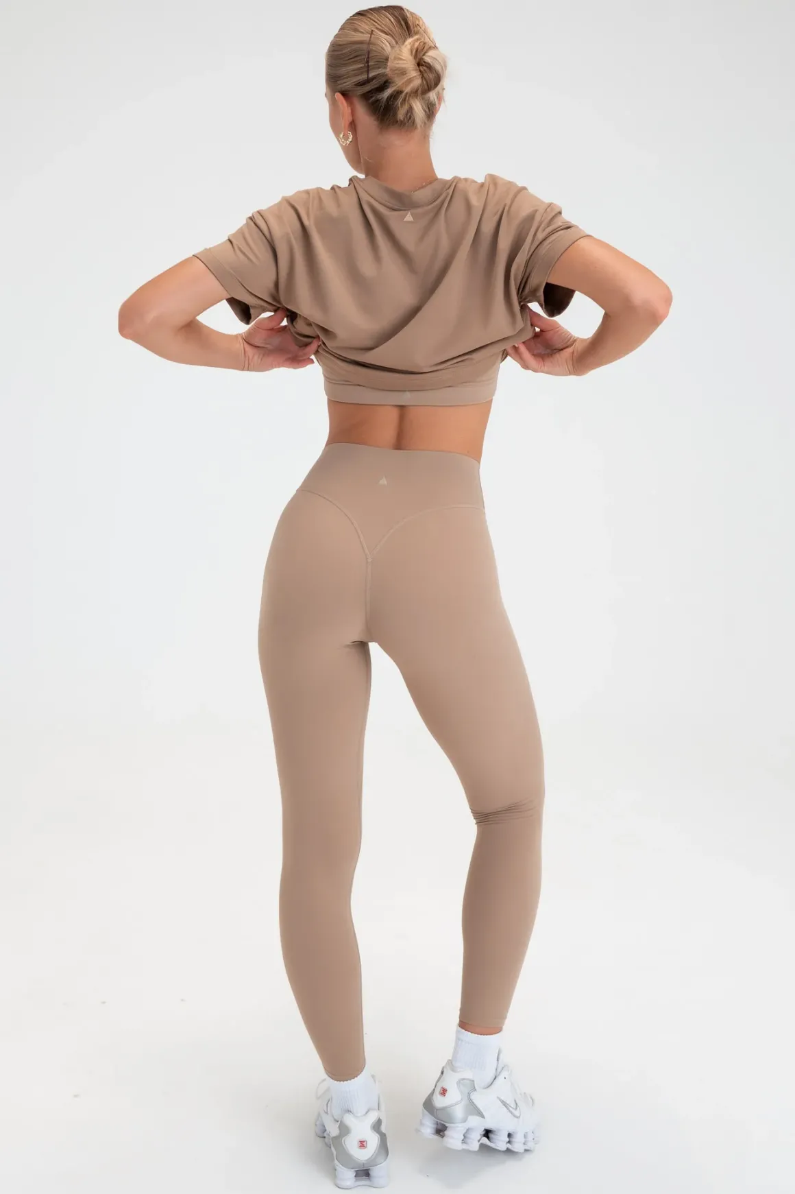Vitality Motive Retro Tee - Khaki