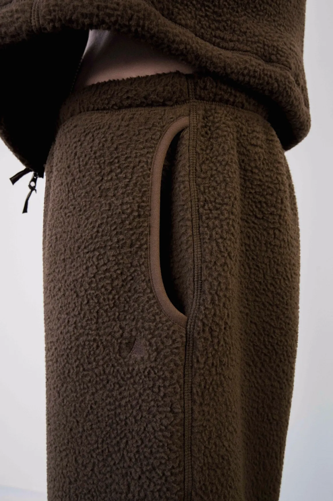 Vitality Polar Fleece Jogger - Toasted Walnut
