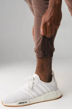 Vitality Prime® Jogger - Mocha