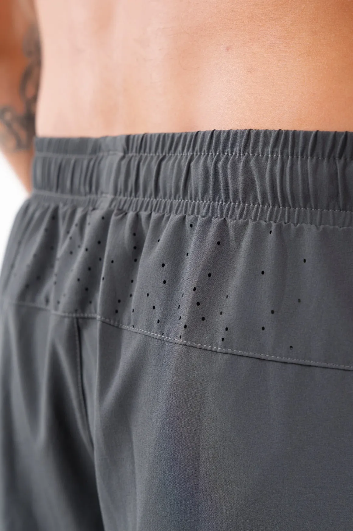 Vitality Prime® Train Short 5" - Carbon