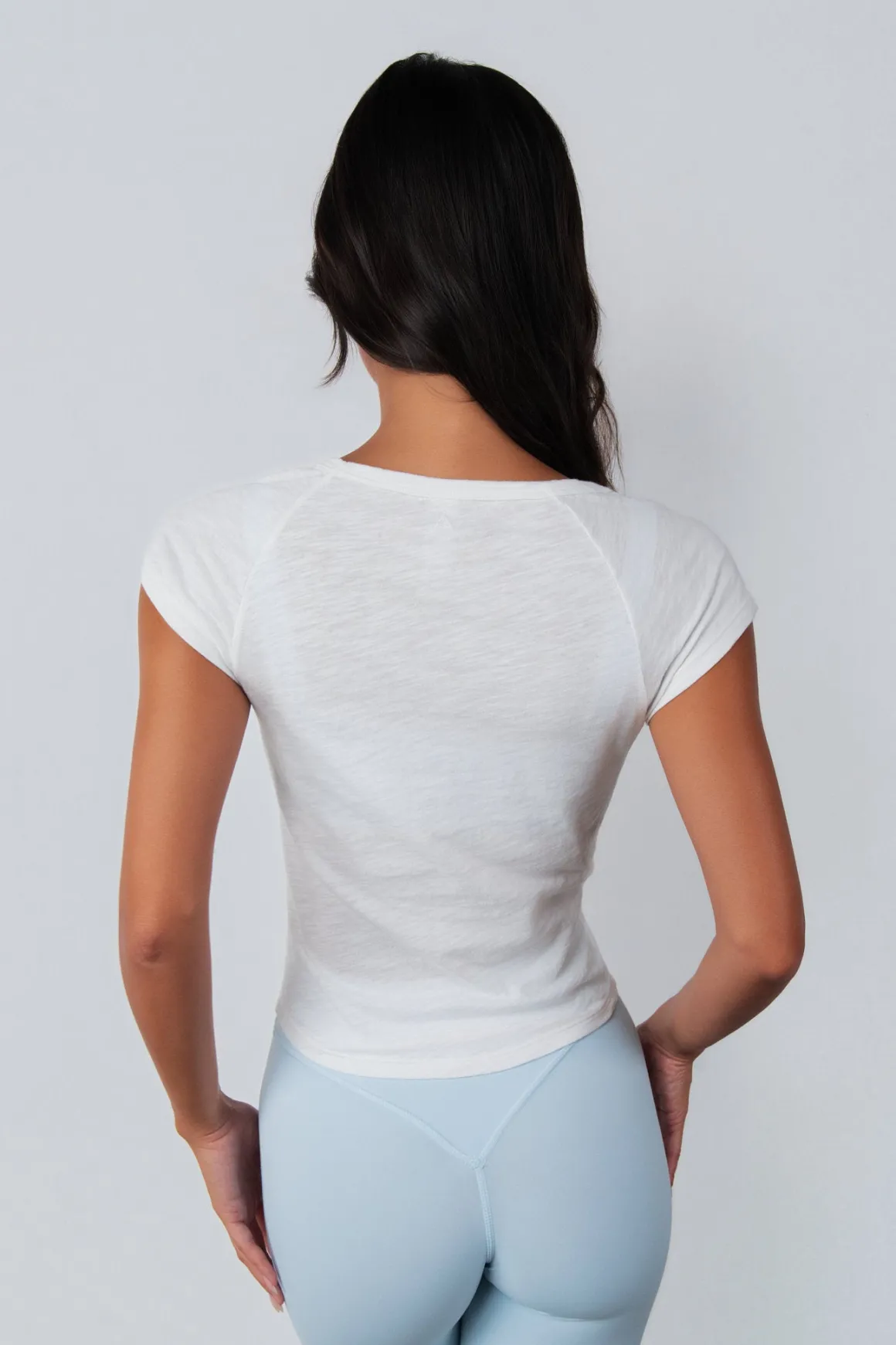 Vitality Whisper Raglan Tee - Snow
